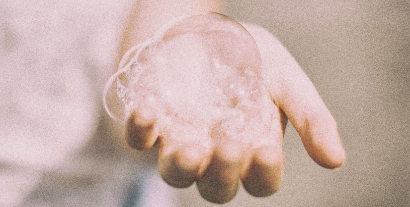 Palm of hand covered in soap bubbles | Readable, free readability test